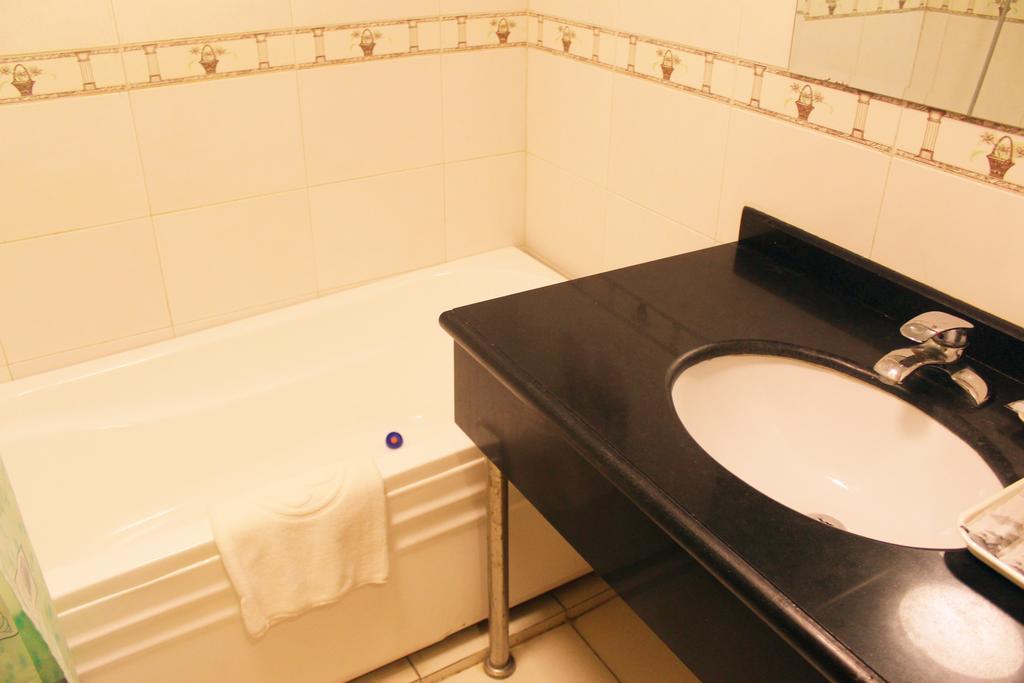 Rongbao Hotel Pékin  Extérieur photo